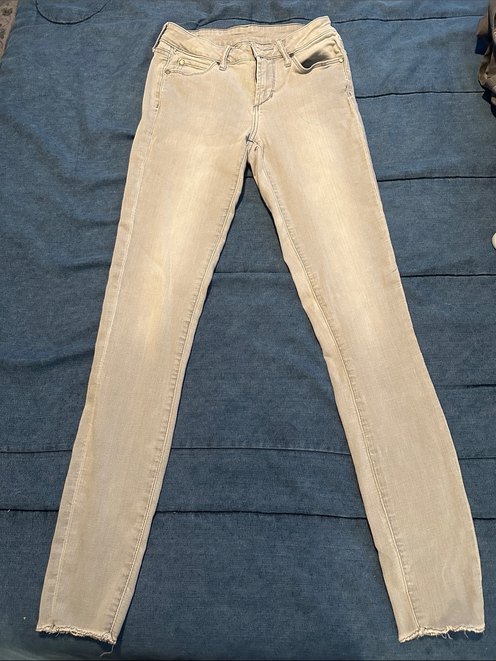 Articles of society gray skinny jeans size 25